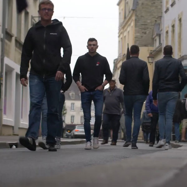 Places aux terrasses à Cherbourg-en-Cotentin - Tévi.tv